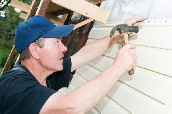 Loose Siding Restoration
