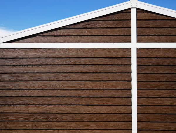 Hardwood Siding Installation in Renton