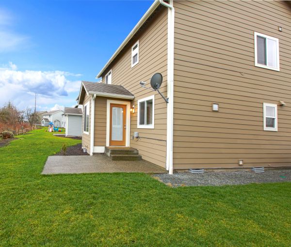 Clapboard Siding Repair in Renton